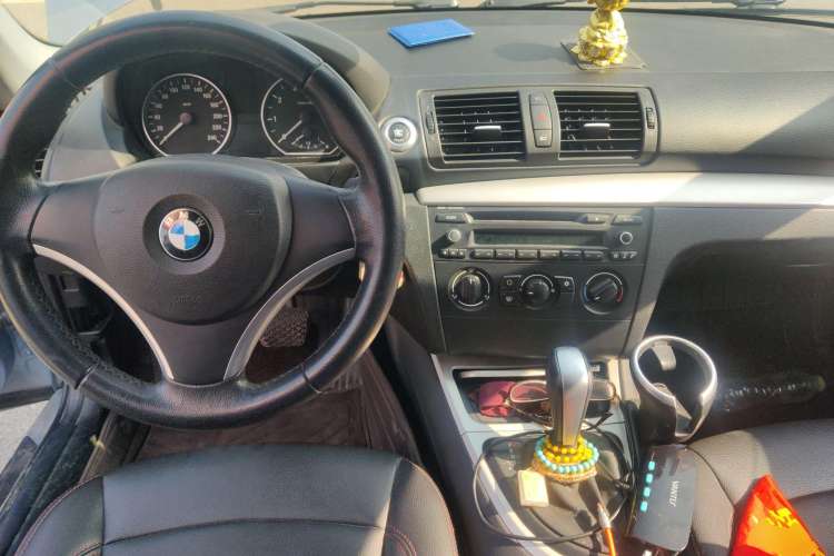 Used BMW 1 Series 2011 120i two-door coupe
