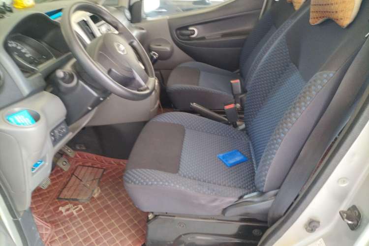 Used Nissan NV200 2010 1.6L Luxury Model Left Front Seat