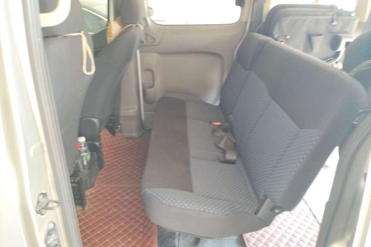 Used Nissan NV200 2010 1.6L Luxury Model Left Rear Seat