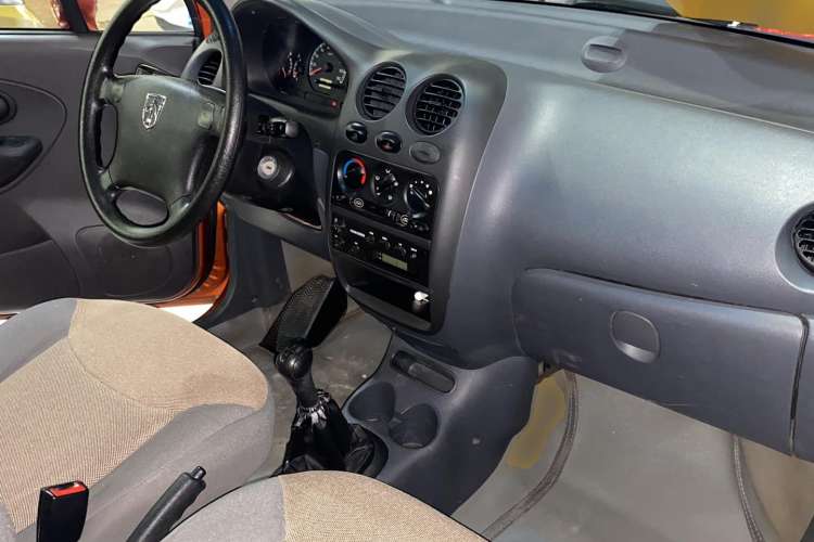 Used Baojun  2012 Revised 1.0L Manual P-TEC Standard Edition
