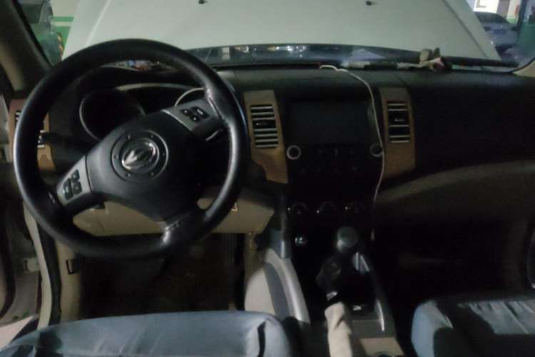 Used Land X8 2012 Explorer Edition 2.0T Diesel 4x4 Luxury Model
