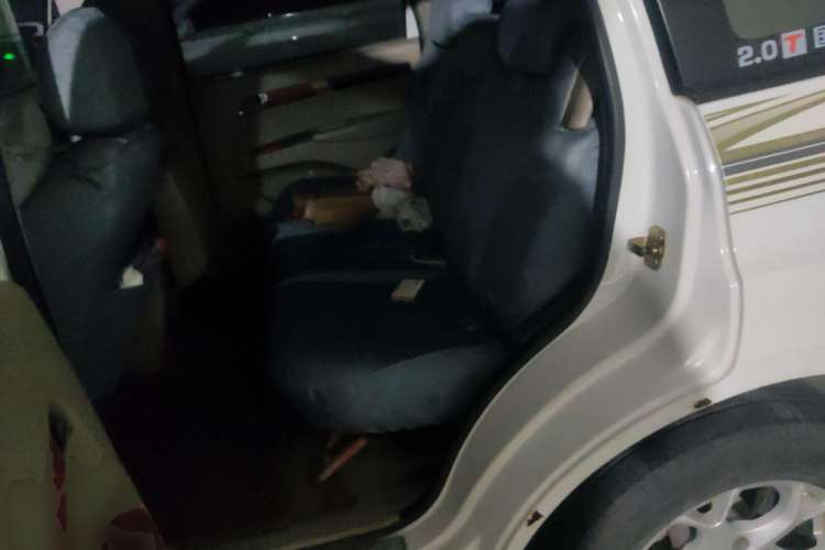 Used Land X8 2012 Explorer Edition 2.0T Diesel 4x4 Luxury Model
