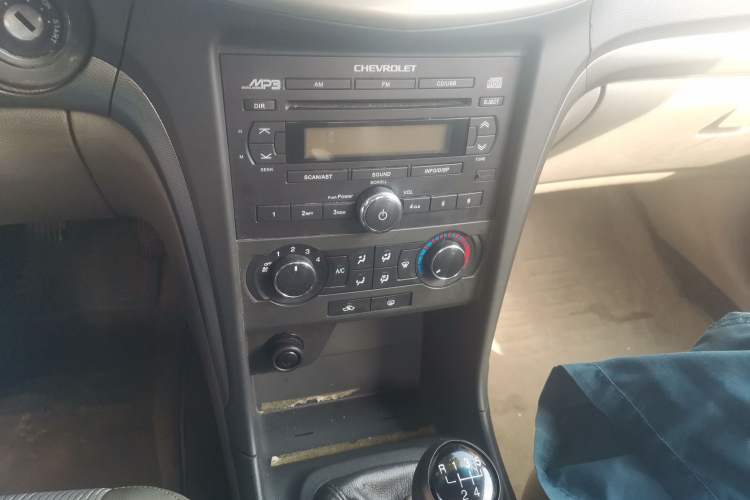 Used Chevrolet Epica 2013 1.8 SL ZhiZhen Edition MT
