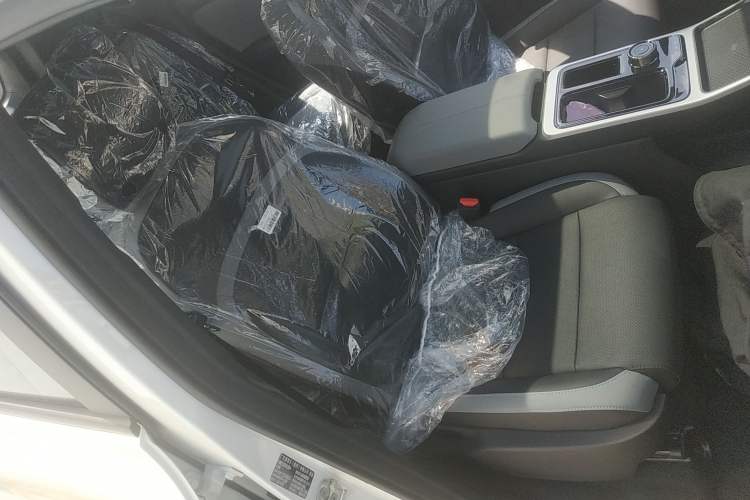 Used Hycan Z03 2022 510 km Range Trendy Cool Version 160 kW 61.13 kWh