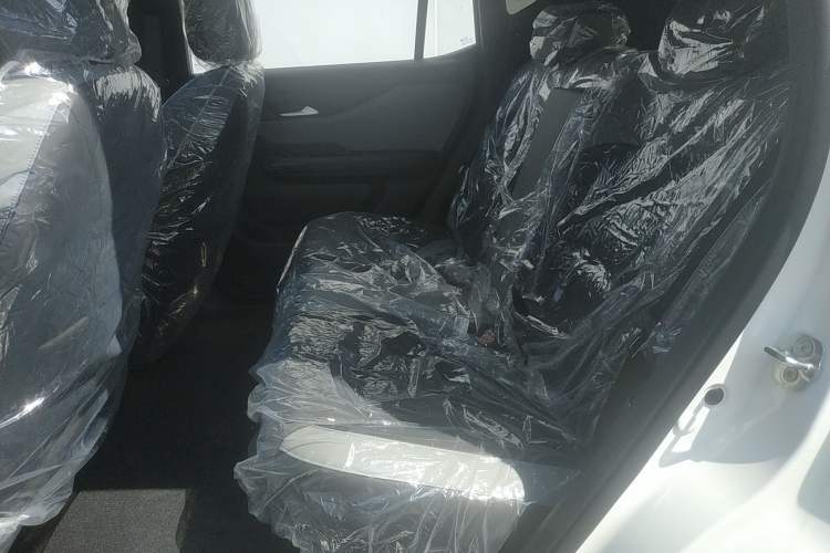 Used Hycan Z03 2022 510 km Range Trendy Cool Version 160 kW 61.13 kWh