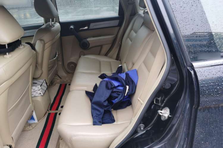 Used Honda CR-V 2010 2.0L manual two-wheel drive urban version
