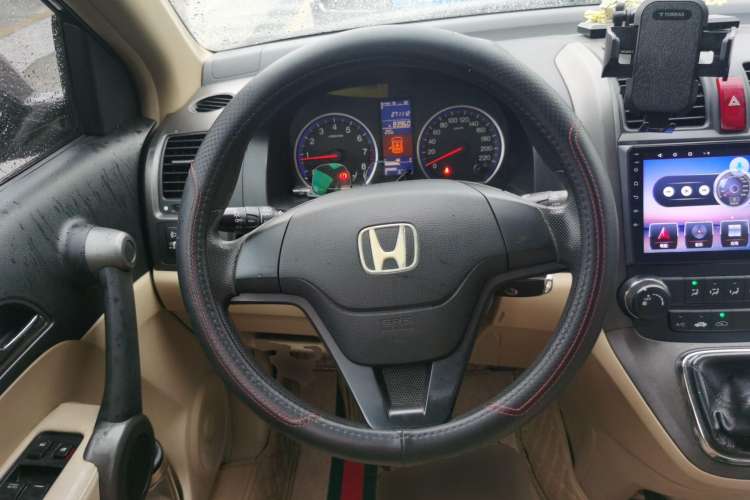 Used Honda CR-V 2010 2.0L manual two-wheel drive urban version
