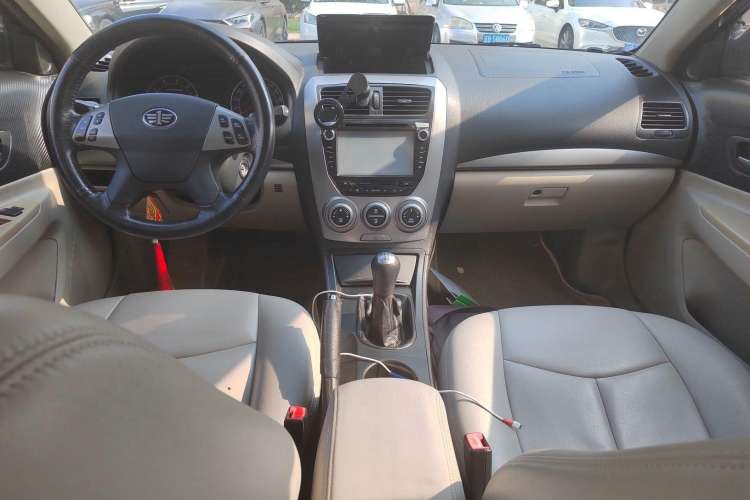 Used Bestune B50 2011 1.6L manual luxury version