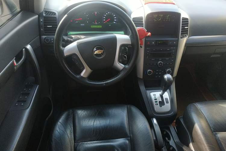 Used Chevrolet Captiva 2010 3.2 AT 7-Seater Flagship Edition
