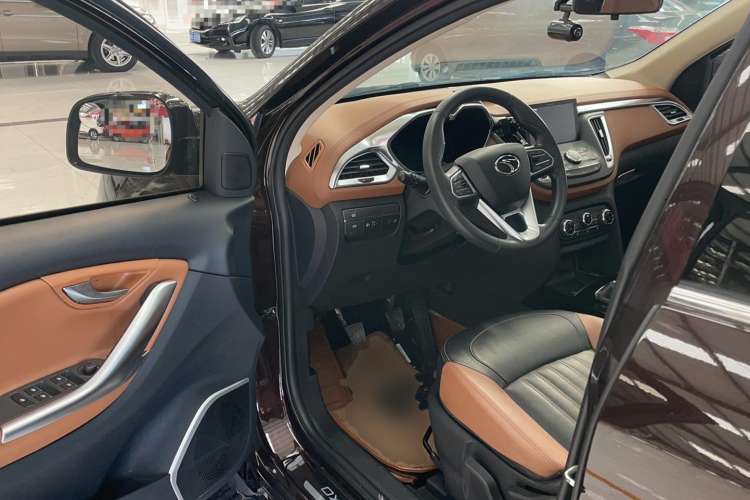 Used Soueast DX7 2017 1.5T Manual Triumph Edition