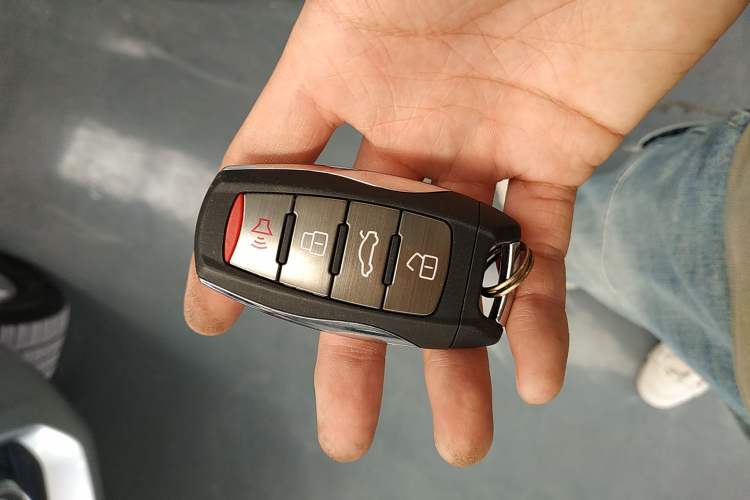 Used Haval H9 2017 2.0T Gasoline 4x4 Premium 5-Seater