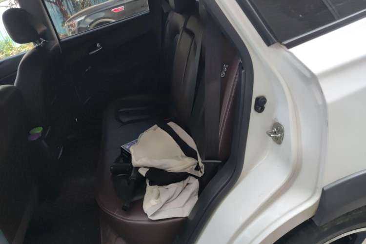 Used Venucia T70X 2015 2.0L CVT Smart Enjoyment Sport Edition
