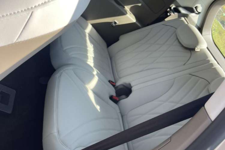 Used Roewe RX9 2023 2.0T All-Wheel-Drive Luxury Edition