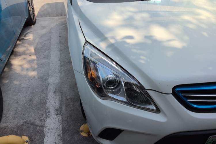 Used BAIC New Energy EV 2016 EV160 Light Edition Right Front Headlight