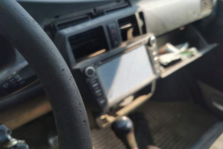 Used Wuling Rongguang Small Truck 2012 1.2L Single-Row Basic Version LAQ
