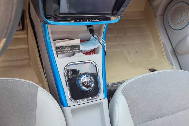 Used BAIC New Energy EV 2016 EV160 Light Edition Gear Lever