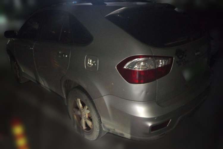 Used BYD S6 2011 2.4L Automatic Luxury Edition
