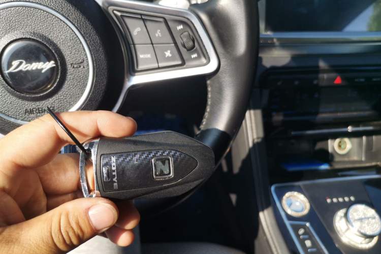 Used Zotye Domy X7 2017 Upgraded Edition 2.0T DCT Huangshan Model 7 Seats
