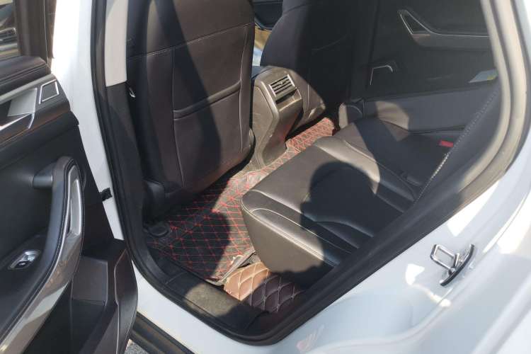 Used Zotye Domy X7 2017 Upgraded Edition 2.0T DCT Huangshan Model 7 Seats
