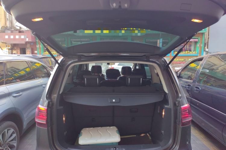 Used Volkswagen Sharan 2016 380TSI Luxury 7-Seater
