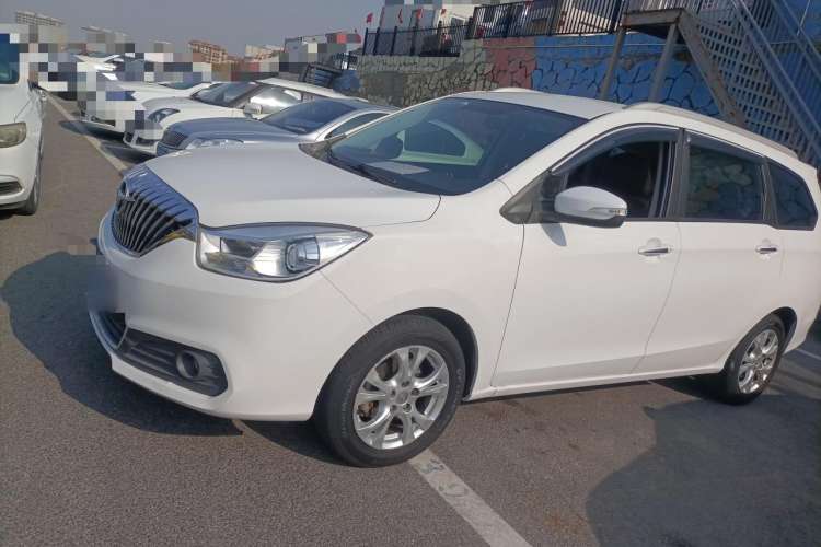 Used Haima V70 2016 2.0L Manual - Enjoyment Version 6 Seats