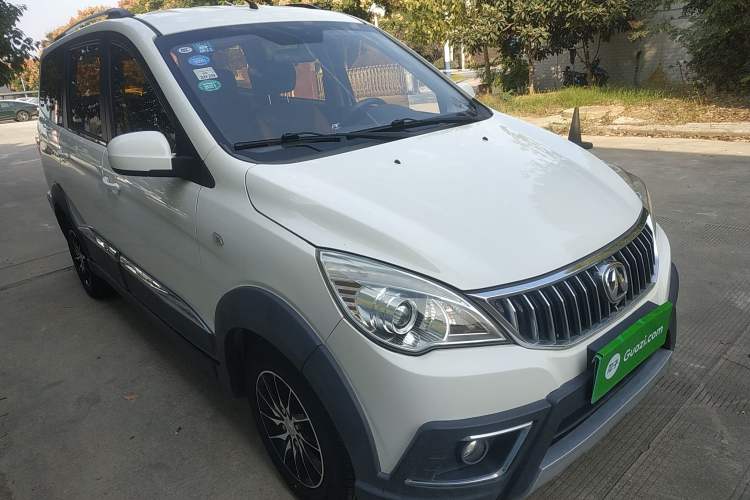 Used BAIC Weiwang M30 2017 1.5L M30PLUS Standard Type DAM15DL