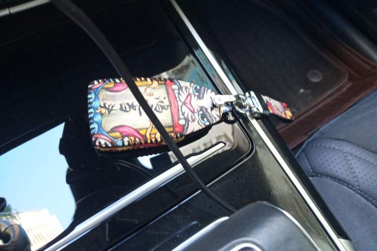 Used Hongqi HS5 2019 2.0T Smart Connect Flagship All-Wheel-Drive Version
