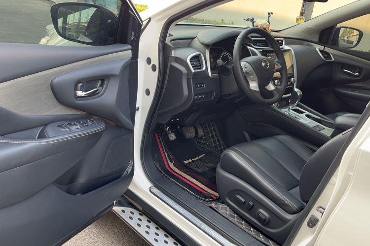 Used Nissan Murano 2021 2.5L XL Two-Wheel Drive Smart Connect Luxury Edition
