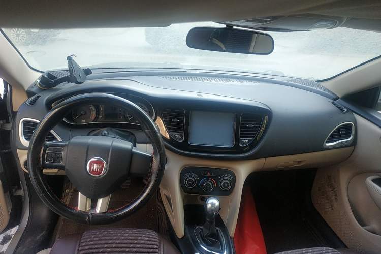 Used Fiat Viaggio 2012 1.4T Manual Enjoyment Edition