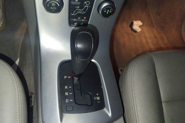 Used Volvo S40 2011 2.0L Automatic Zhiya Edition