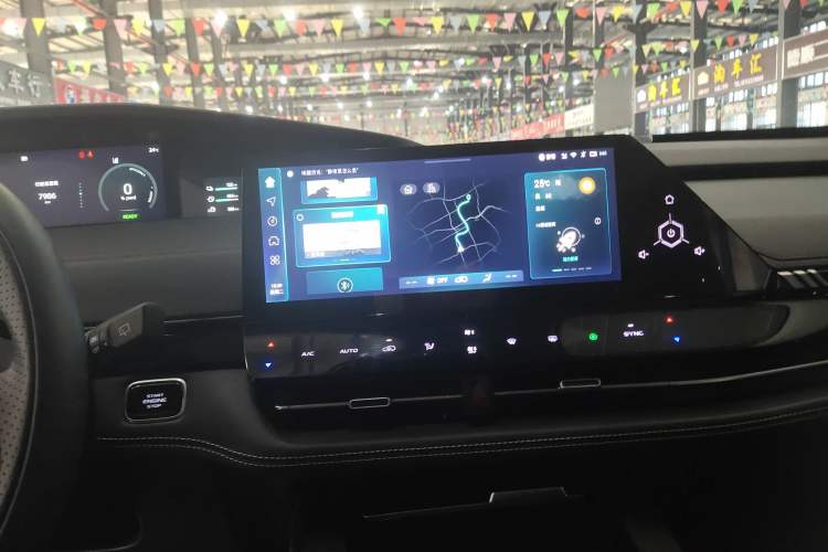 Used Changan UNI-K iDD 2023 Smart Electric iDD 1.5T 135km Smart Leading Model