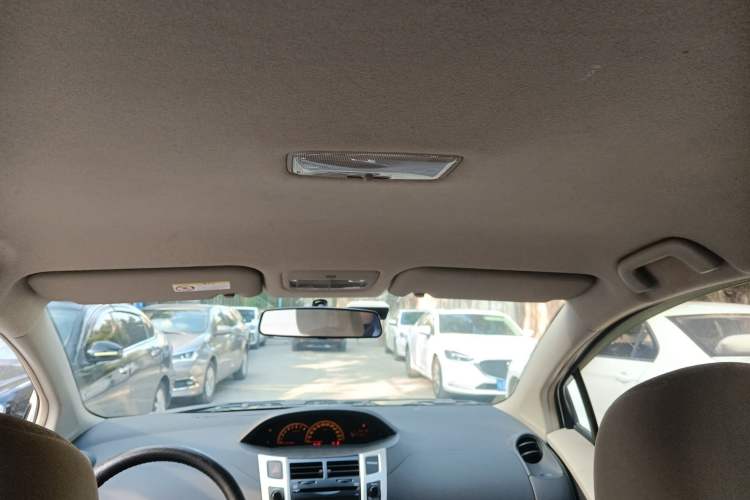 Used Toyota Yaris 2011 1.6E Automatic Charm Edition
