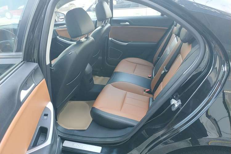 Used Roewe e550 2016 Deluxe Edition
