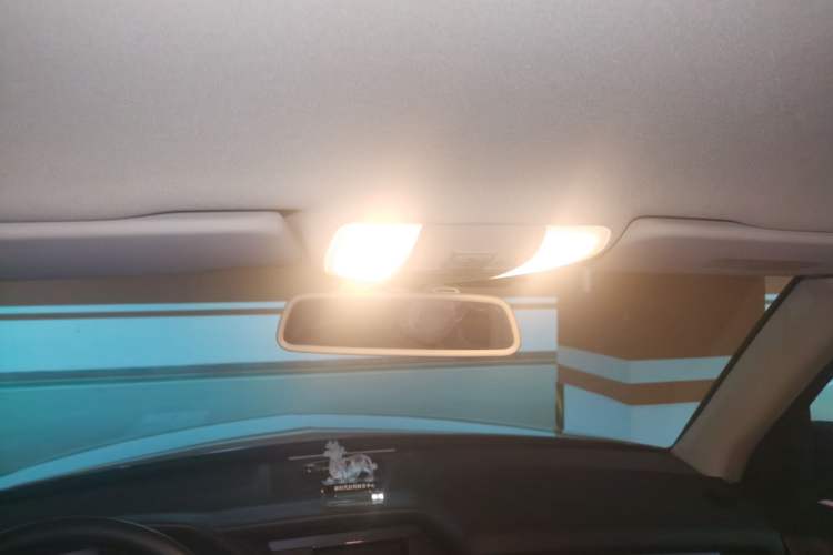 Used Mercedes-Benz GLK-Class 2012 GLK 300 4MATIC Dynamic Edition Headliner