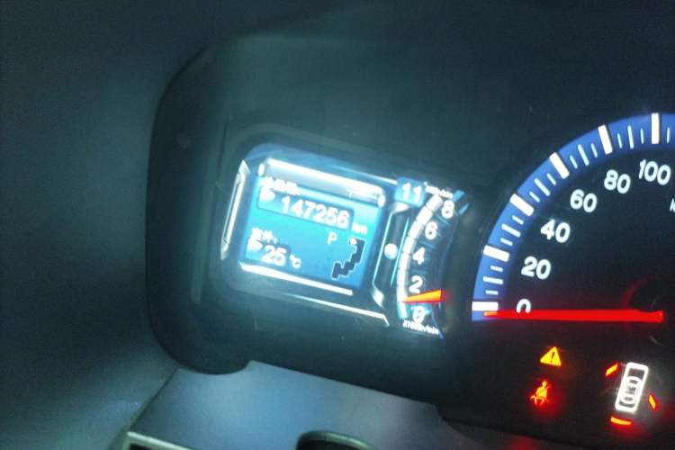 Used BYD G6 2012 1.5T Automatic Prestige Edition