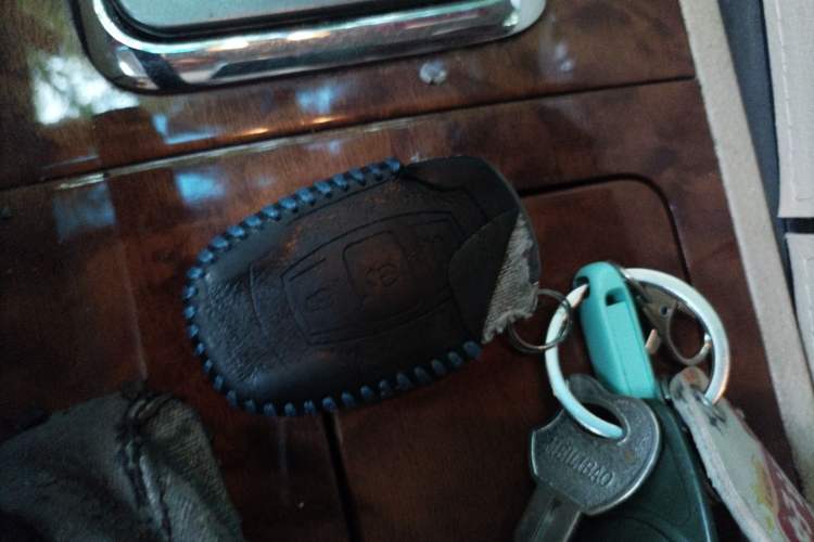 Used BYD G6 2012 1.5T Automatic Prestige Edition