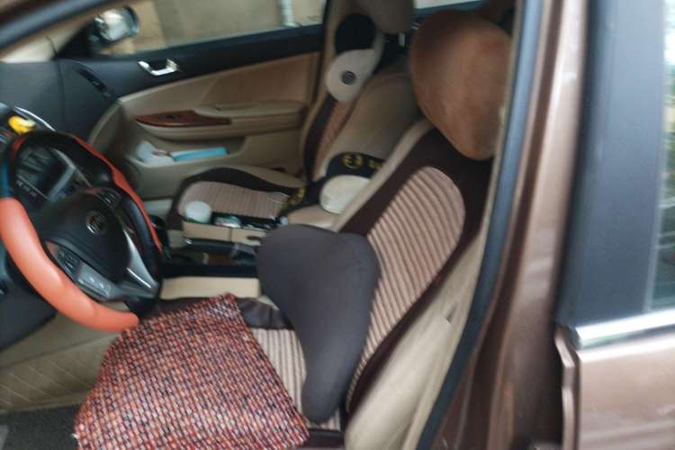 Used BYD G6 2012 1.5T Automatic Prestige Edition