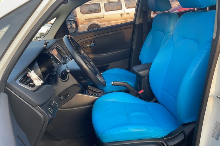 Used Kia Carens 2013 2.0L 7-Seater Automatic Standard Version China V Standard