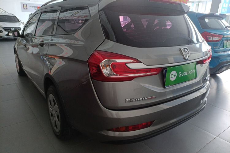 Used Baojun 310W 2017 1.5L Manual Comfort Version China V