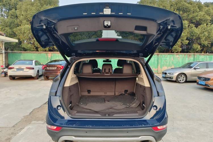 Used Lincoln MKC 2019 2.0T Two-Wheel Drive Zunya Version China VI Standard