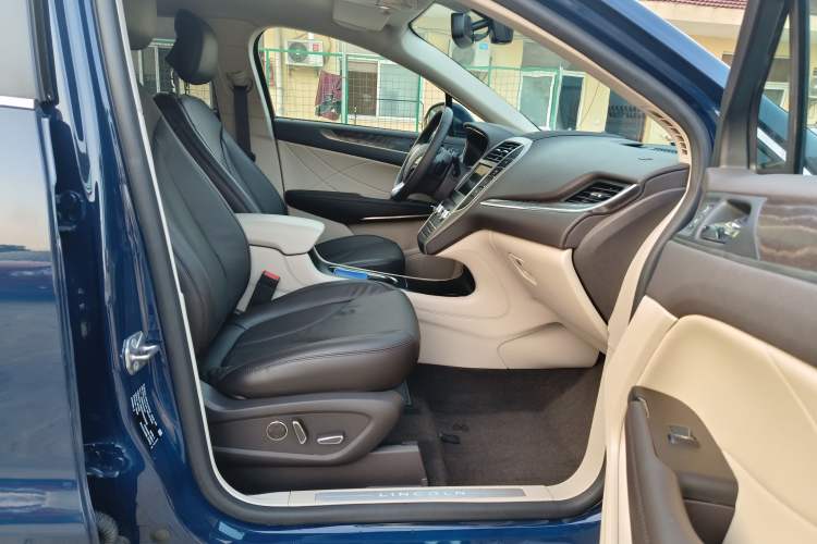 Used Lincoln MKC 2019 2.0T Two-Wheel Drive Zunya Version China VI Standard