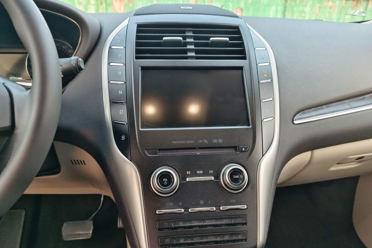 Used Lincoln MKC 2019 2.0T Two-Wheel Drive Zunya Version China VI Standard