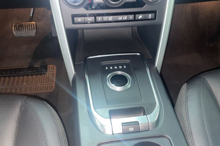 Used Land Rover Discovery Sport 2015 2.0T SE
