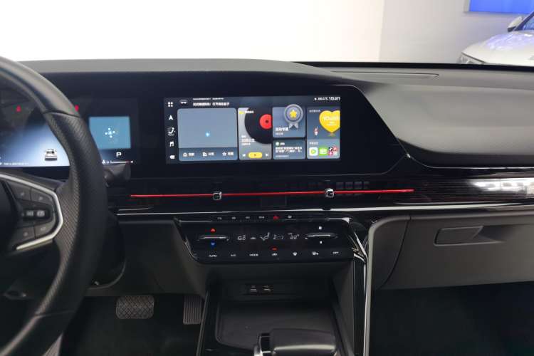 Used Baojun RC-6 2019 1.5T CVT 24-Hour Online Prestige Edition