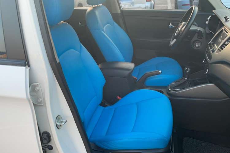 Used Kia Carens 2013 2.0L 7-Seater Automatic Standard Version China V Standard