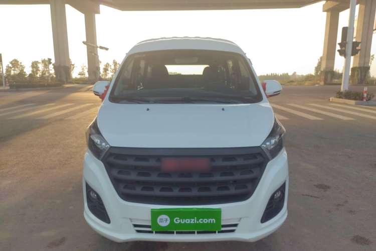 Used SRM Gold Hiace 2021 1.5L Passenger Van Engineering Lion Model Central Air Conditioning Version 9 Seats
