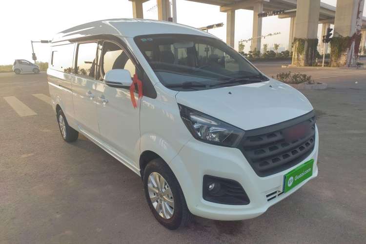 Used SRM Gold Hiace 2021 1.5L Passenger Van Engineering Lion Model Central Air Conditioning Version 9 Seats
