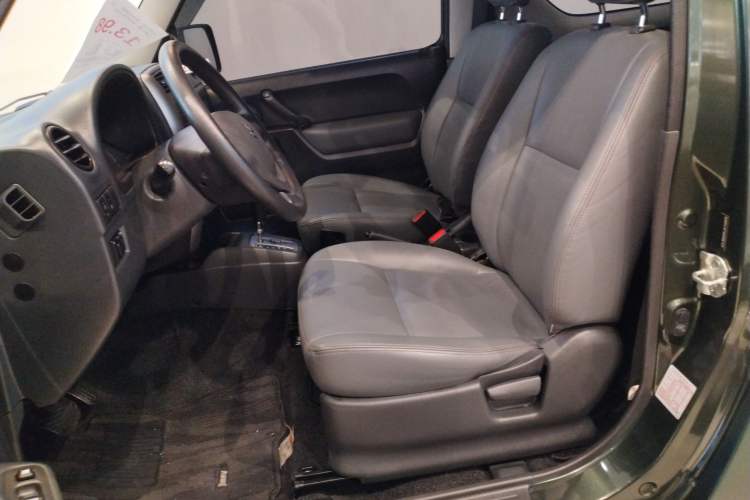 Used Suzuki Jimny 2015 1.3 AT JLX