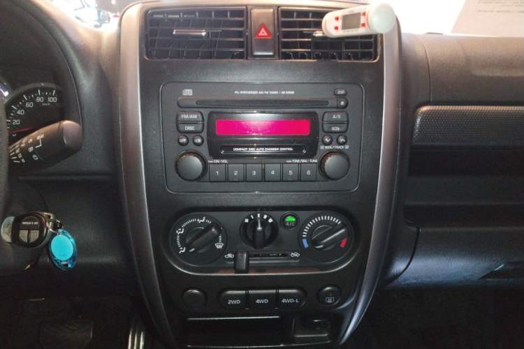 Used Suzuki Jimny 2015 1.3 AT JLX