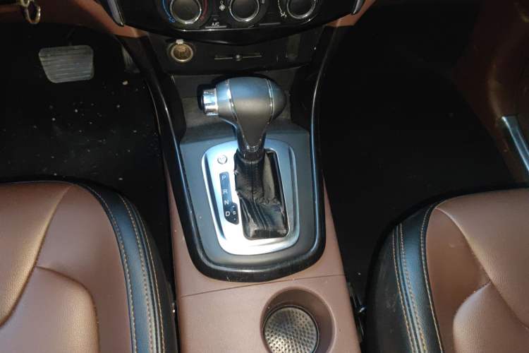 Used FORTHING SX6 2016 1.6L CVT Luxury Model
